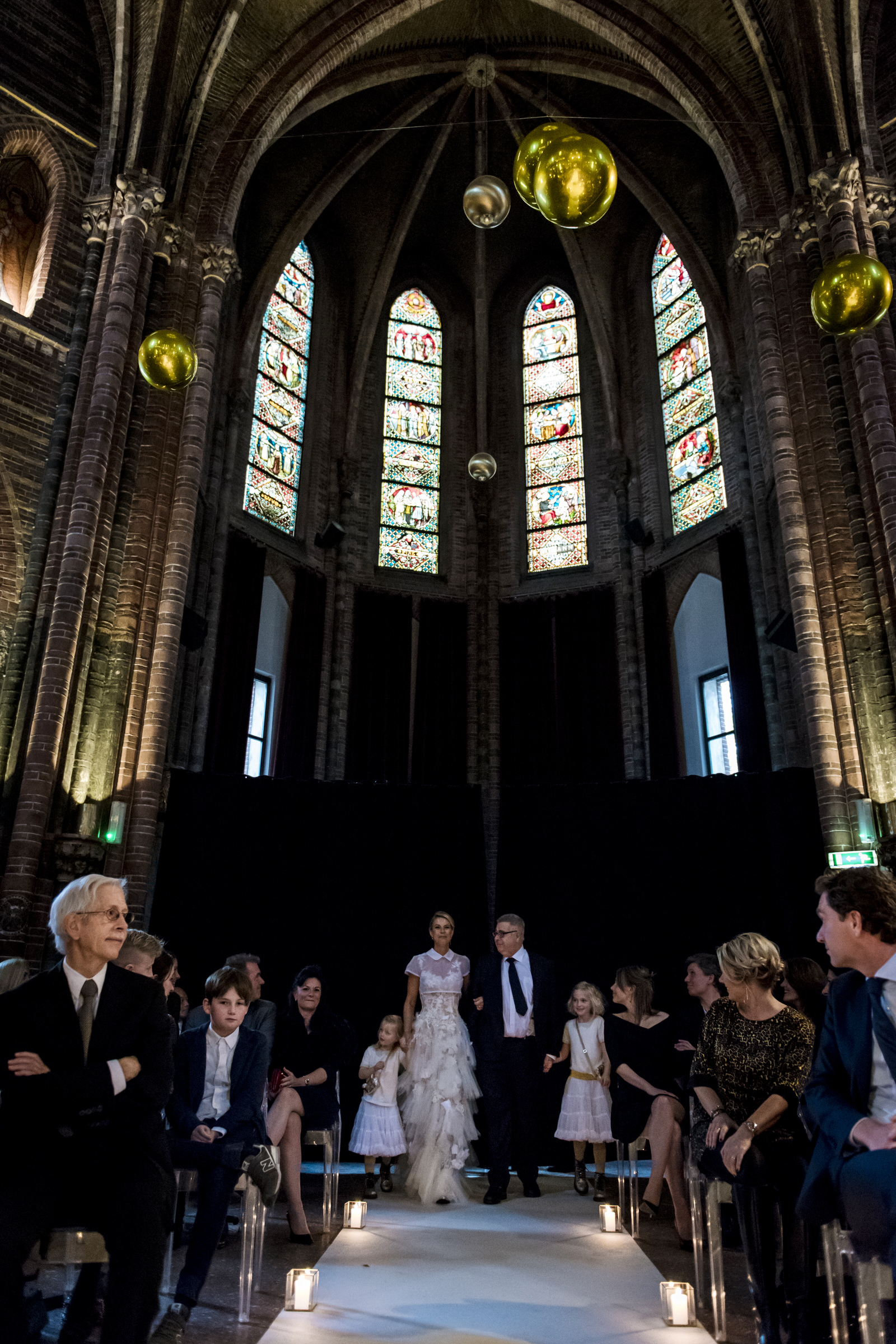 trouwen in de vondelkerk